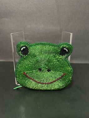 Green Beaded Frog Coin & Card Holder